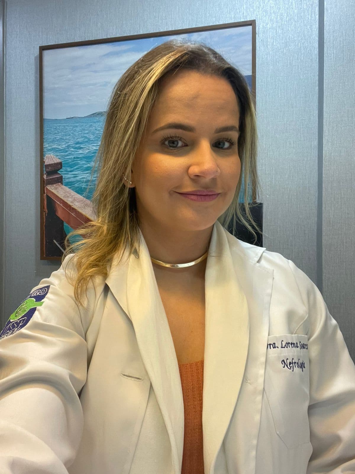 Dra. Lorena Soares